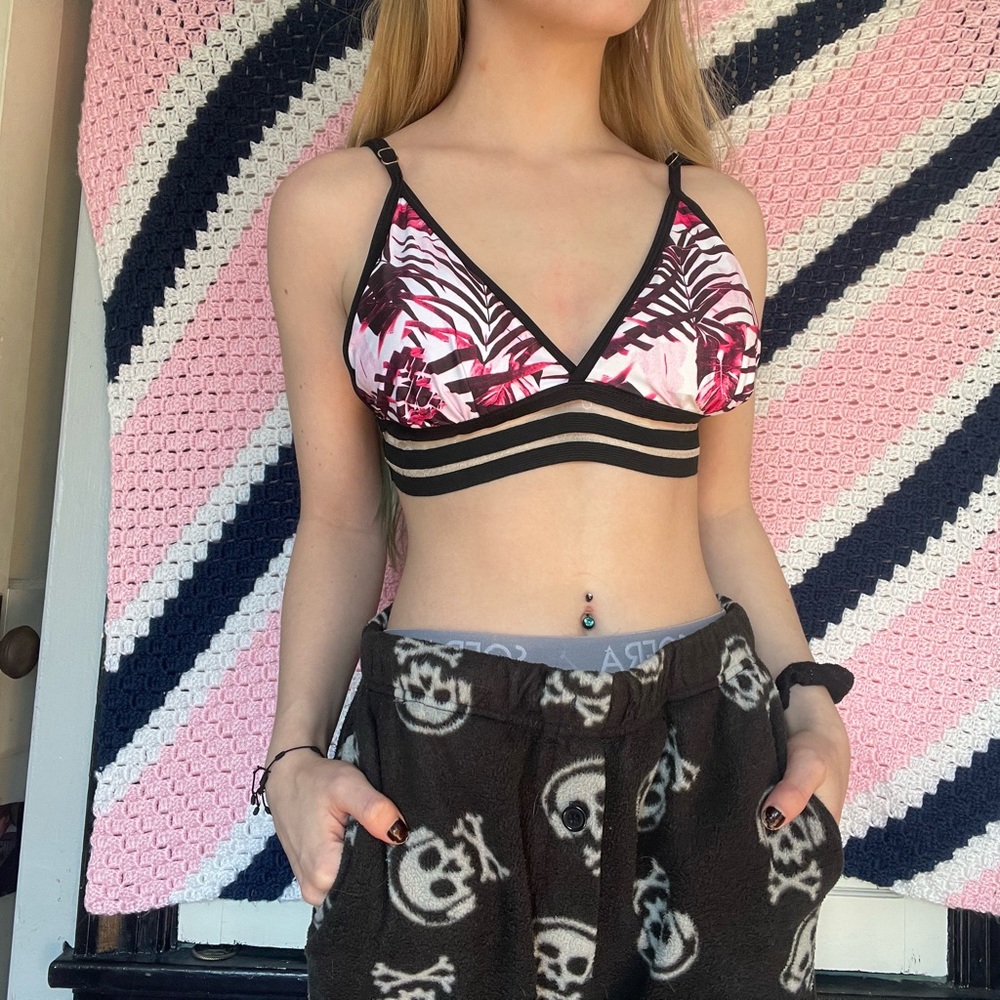 Shein White Triangle Pink Leaves Bikini Top
